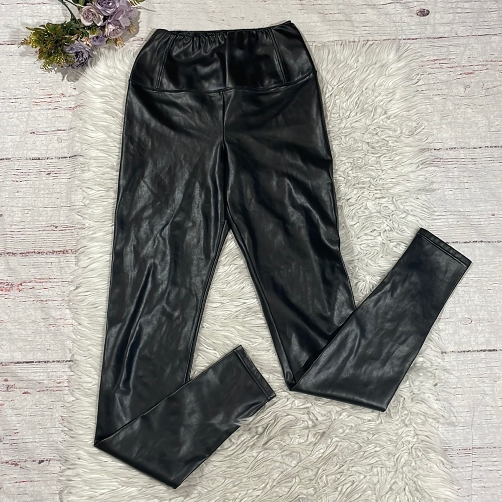 Aritzia Wilfred Free Daria Black Faux Leather High Waisted Leggings